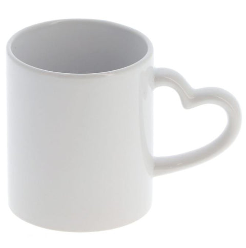 Mug blanc avec poigné en forme de cœur